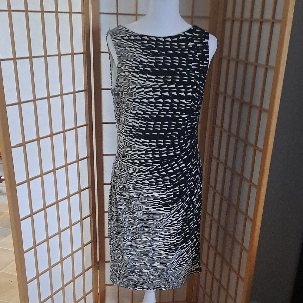 Anne Klein And Black and White Sheath Midi Dress with Bateau Neckline